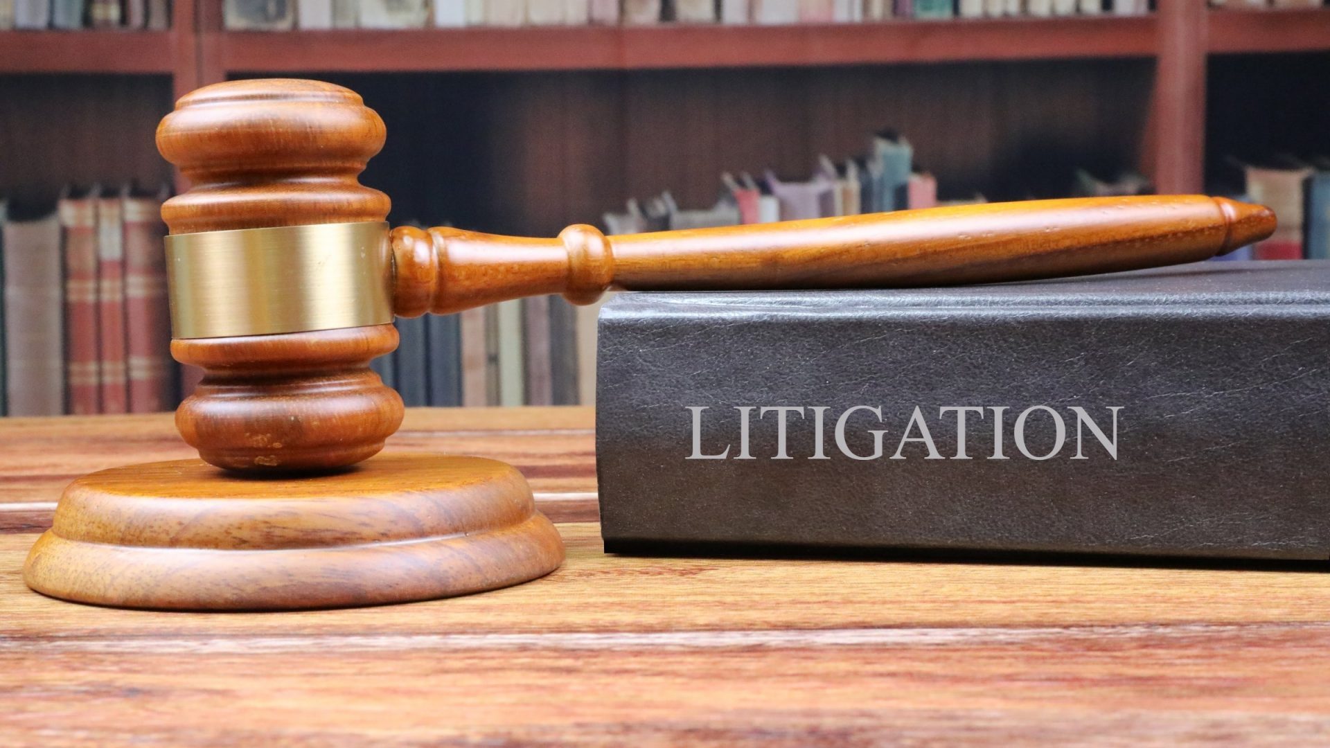 Benefits of Hiring a Commercial Litigation Company